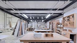 E9 Premium (D27), Factory #589165281